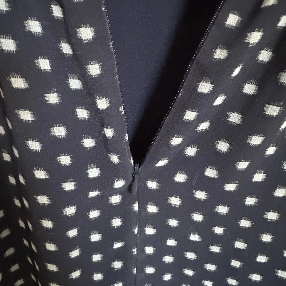 Iris Setlakwe Navy Print Midi Dress • Size 6 - Picture 4 of 7